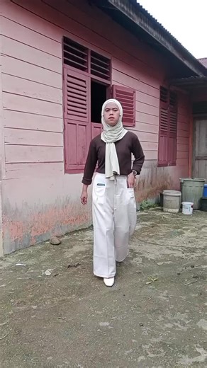 Elegance Empowerment with Honyan Bags