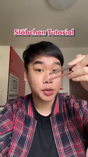 Stäbchen essen Tutorial: Tipps für richtige Stäbchenhaltung