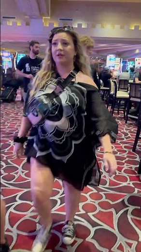 Las Vegas Walking Tour 2024: Discover Top Attractions, Neon Lights & Hidden Gems!