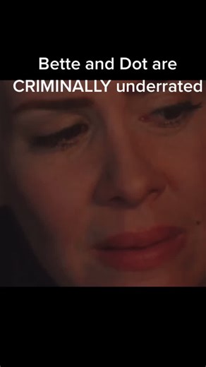 Bette and Dot from American Horror Story #betteanddot #ahs #americanhorrorstory #sarahpaulson #sarahpaulsonedits #sarahpaulsonismyreligion