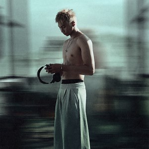 Lặng - Shiki: Song Lyrics, Music Videos & Concerts