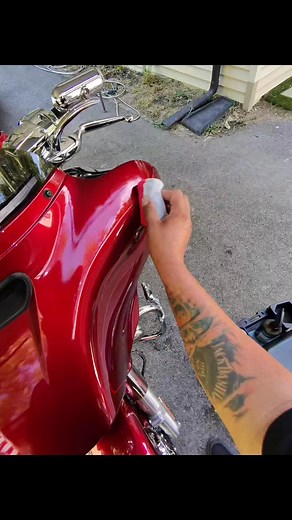 #ceramiccoating #motorcycledetailing #harleydavidsonmotorcycles #mobiledetailing | Carlos Gonzalez