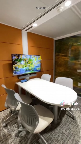 Discover UCR's New Student Lounge on the 4th Floor