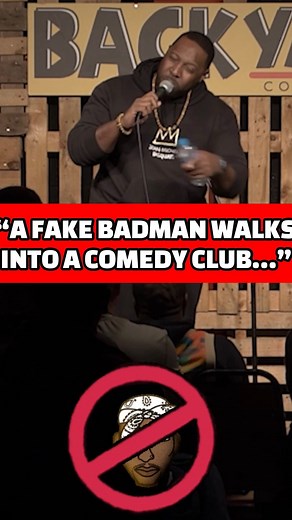 A FAKE badman sits in the front of a comedy show!! Man spreading across three seats… You know what’s gonna happen! 😂😂😂 🎙 @crazy_ginger_cabbie Comedy Show 🎭 @backyardcomedyclub #comedyshow #livecomedy #standupcomedy #comedian #livegigs #comedygig #comedyclub #comedians #funny #standup #comedyposts #standupcomedian | Aurie Styla