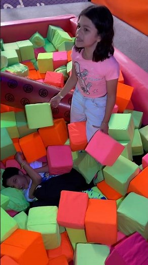 He jumped on top of Henrique.