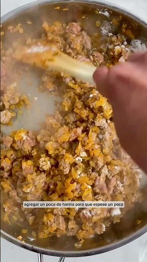 Chilean meat empanadas (pine empanadas)