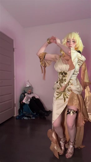 @Smugy The real reason why Anaxa hates Aglaea so much #honkaistarrail #hsrcosplay #aglaea #anaxa