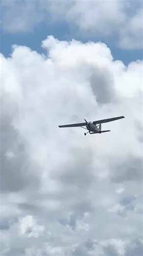 Out of the blue, Cessna 172! #c172 #cessna #turboprop #planes #skyhawk #reels #reelschallenge #reelsfacebook #reelsviralシ #reelsvideo #fbrees #reelstrending #fb #fbreelsviral #fbreelsfypシ゚ #fypシ゚ #instatravel #instagood #instadaily #instagram #instareels #fbpost #fbreelsvideo #aviation #fbreels #reelsfb #fyp | Niel Argoncillo