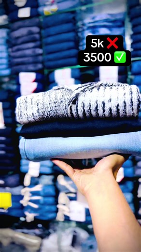 Stylish Straight Baggy Pants and Shirt Outfit Ideas