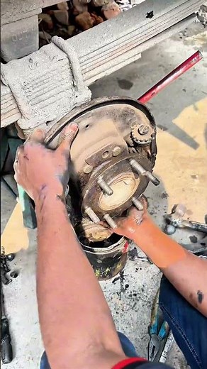 How to Remove Axle Shaft?