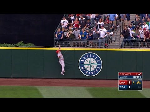 Trout robs a grand slam with amazing catch