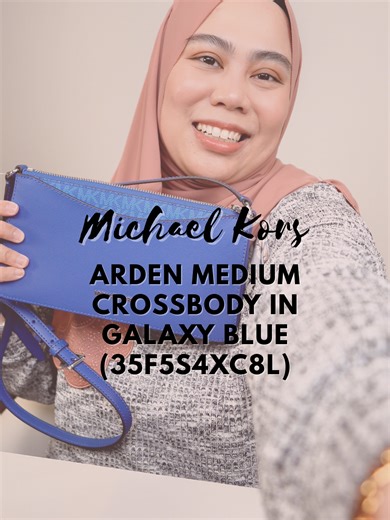 ✨ Effortless Style Meets Everyday Function✨ Meet the Arden Medium Crossbody — a sleek, versatile bag designed to keep up with your day while adding a polished pop of color in a rich *Galaxy Blue* tone. Perfectly sized for daily essentials, this crossbody blends practicality with that signature Michael Kors sophistication, making it an easy go-to whether you're running errands, heading to brunch, or traveling light. 💙 Why You’ll Love It: * Structured yet lightweight design for comfortable all-da