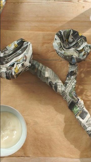 Artistic papier mâché flower - DIY by Søstrene Grene