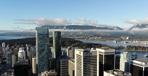 Drone captures stunning aerial view of downtown Vancouver (VIDEO) | Lifestyle