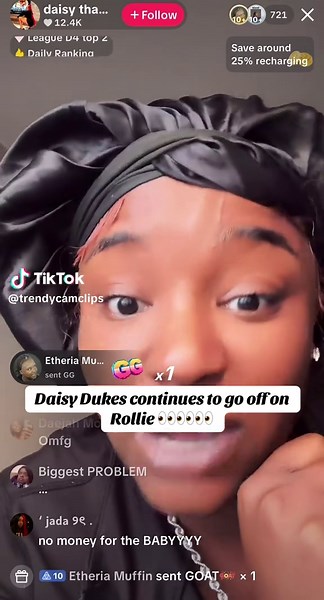 Daisy Dukes continues to go off on Rollie 👀👀👀 #baddies #rollie #fyp #live #daisydukes