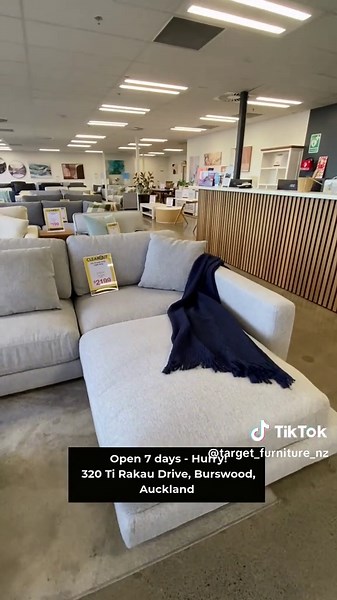 Visita la Tienda de Outlet de Target Furniture