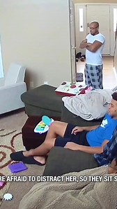 Baby's first steps caught on camera | Now I've Seen Everything