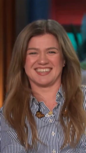 Finding joy at ANY age! 😉 | The Kelly Clarkson Show