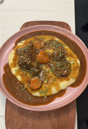 Bœuf façon bourguignon sans alcool – recette et purée