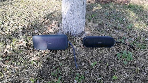 Tribit 飞洛 对比 Tribit 小钢炮 蓝牙音箱