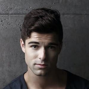 Markian Tarasiuk – Age, Bio, Personal Life, Family & Stats | CelebsAges