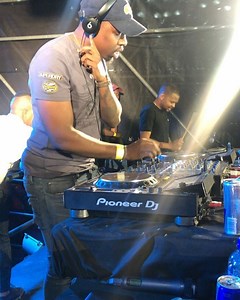 We are ready Grootmaan @realblackcoffee for @musiciskinglive Album dropping soon 🚧🔥✨ | JazziDisciples