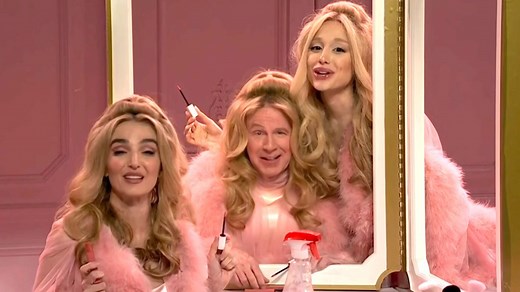 ‘SNL’: Ariana Grande & Dana Carvey Impersonate Jennifer Coolidge & Almost Break Character