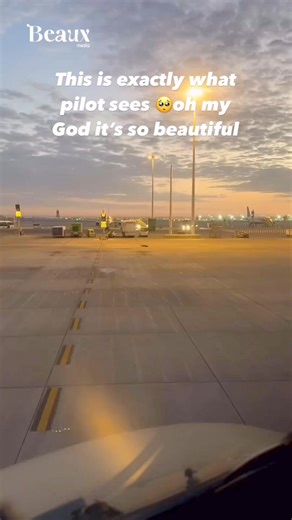 408K views · 9K reactions | Lift your mood 諾 Here the view from the pilot seat at take off ✈️ #inspirational #lifting #uplifting #mood #goodmorning #goodvibes #takeoff #wow #sky #view #incredible #beautiful #visual #tiramisu #holidays #travel #luxurytravel #luxurylife #getaway | Beaux Media | Facebook