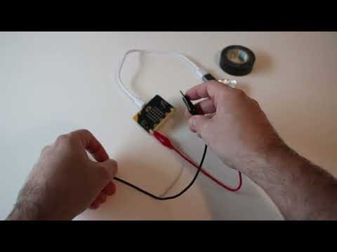 02 Projects with micro:bit: Electromyography