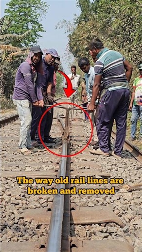 The way Porano rail lines are broken and removed #railtrack #railwayline #railtrack #urbanrail