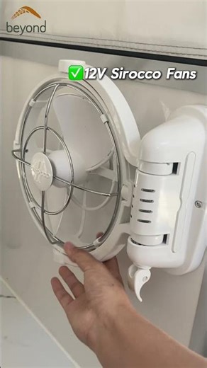 👀Take a look through our 7ft Electric poptop camper with us.