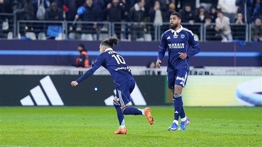 Paris FC-OM: après avoir mené 0-2, les Marseillais s'écroulent et s'enfoncent dans le doute