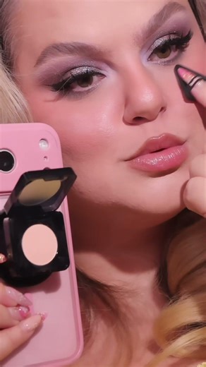 Beauty this is women in STEM and beauty ✨ WOW ✨ easy brake press powder phone grip