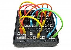 EuroTile affordable, portable modular synthesiser by Syinsi