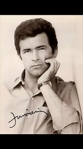#InMemoriam IURIE DARIE - Muschetarul filmului și teatrului românesc. Astazi, 14.03.2025, ar fi implinit vârsta de 96 ani. #omagiu #omulzilei #actoricelebri #romanicelebri #SteleDeAur #teatru #film #cultura Iurie Darie (nume la naștere Iurie Darie-Maximciuc; n. 14 martie 1929, Vadul Rașcov, județul Soroca, Regatul României – d. 9 noiembrie 2012, București, România) a fost un actor român de scenă, film, radio, televiziune și voce. Iurie Darie s-a născut în data de 14 martie 1929, în satul Vadul R