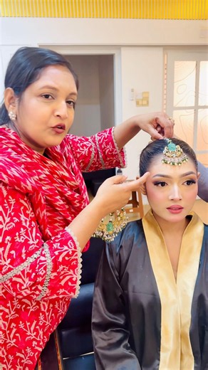 বেশি বুঝা ভালো না, কম বুঝাই ভালো!_বেশি বুঝলে সমস্যা, কম বুঝলে শান্তি!🤣: Shahanaz Beauty salon
