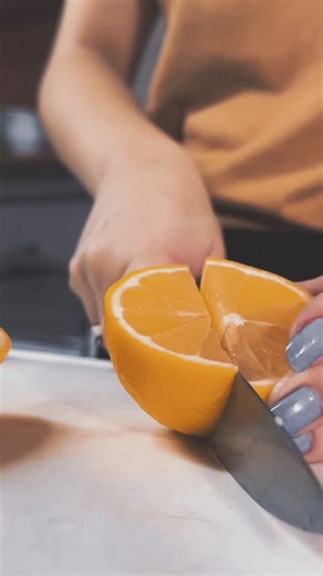 Bar Do Dedé on Instagram: "Olha a princesinha fazendo a nossa sobremesa, tava na hora de colocar a mão na massa né? 😂 Nosso Musse de limão tá gostoso demais 😋 Estamos localizados na Av. do Rio Bonito, 774 📍 Delivery e mais informações - 📲 (11) 97717-0651 Siga também o @donadabar 🔥🍺 #baressp #bardodede #Almoço #abrasel #delivery #comidabrasileira #ifood #socorro #pesadelonacozinha #erickjacquin #band #masterchef"