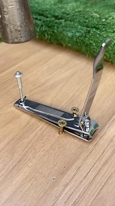 967K views · 2.4K reactions | The nail clipper turned electrician’s secret tool Clever and surprising #GarageHackDE #ElectricDIY #SmartTool | Tool Titans | Facebook