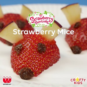 Make fruit fun with these cute strawberry and apple mice! 🐭🍓 | Crafty Kids