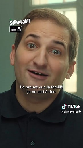 Jeff suit le protocole à la lettre. Parce qu'il aime l'ordre, mais surtout parce qu'il rêve d'entendre sa directrice lui dire :