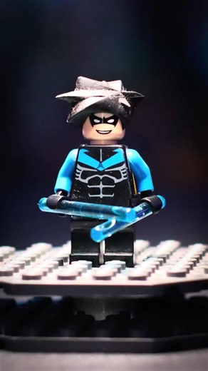 Lego DC mini figure upgrade or downgrade! #lego #legobatman #legodc #batman #harleyquinn ￼