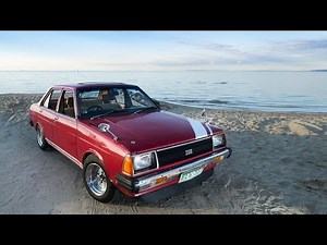 Datsun 1200 sunny, weber tuned and acceleration wide open throttle, crazy sound