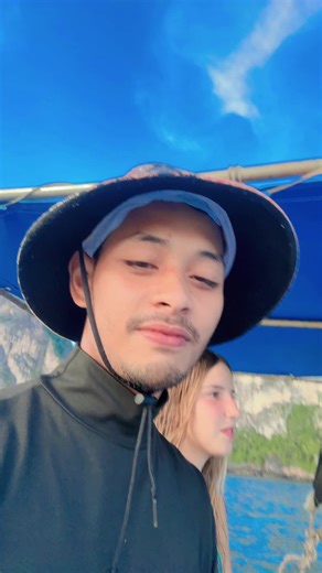 ทัวร์เกาะพีพีในกระบี่กับดีน่าทัวร์