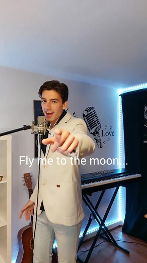 Dan Castillo Sings 'Fly Me to the Moon' in DSDS 2023