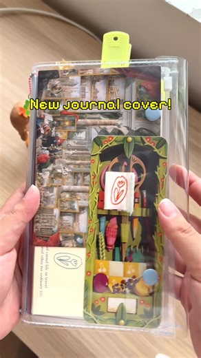 Scher on Instagram: "quick flip-thtough of my clear cover and junk journal!! 📖 I’ve been waiting for weeks for this to arrive and it was worth the wait!!! 🤩 so excited to use it and change up the designs every now and then!! This cover will have my junk journal inserts and (soon) a sticker book insert!"