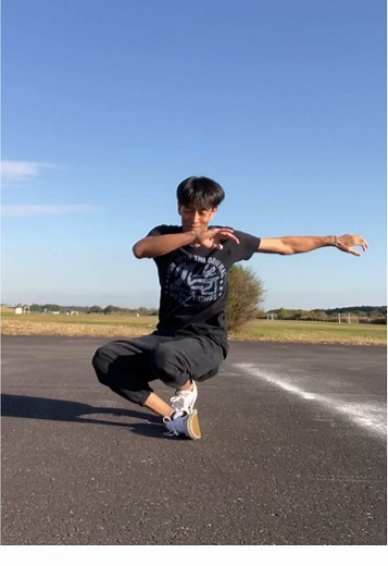 Kazotsky Kick: Cossack Dance in Team Fortress 2