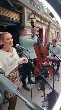 Smooth Operator - Live In Dublin (Café en Seine)
