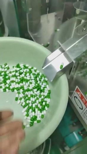 Fully automatic capsule filling machine operation#pharmaceuticalmachinery #capsulefillingmachine