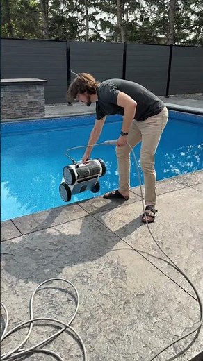 Setting up Automatic Pool Vacuum Cleaner