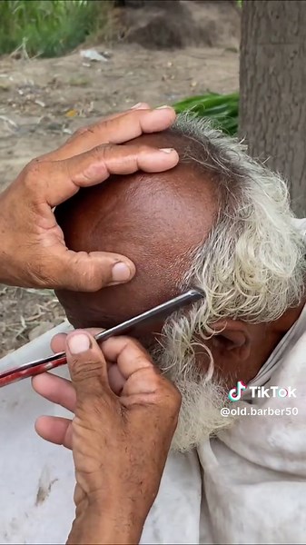 Head Shaving With Old Barber #asmr #oldbarber #barbershop #shaving